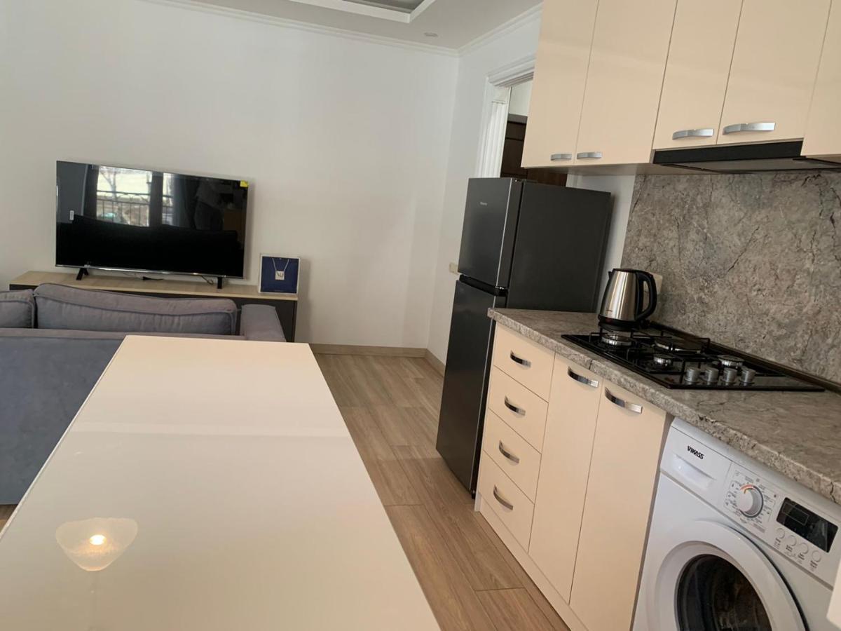 19Tumanyan Excellent Apartment In The Centre Of Capital Yerevan Exterior foto