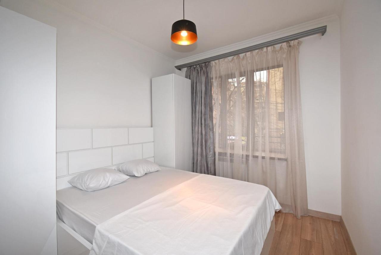 19Tumanyan Excellent Apartment In The Centre Of Capital Yerevan Exterior foto